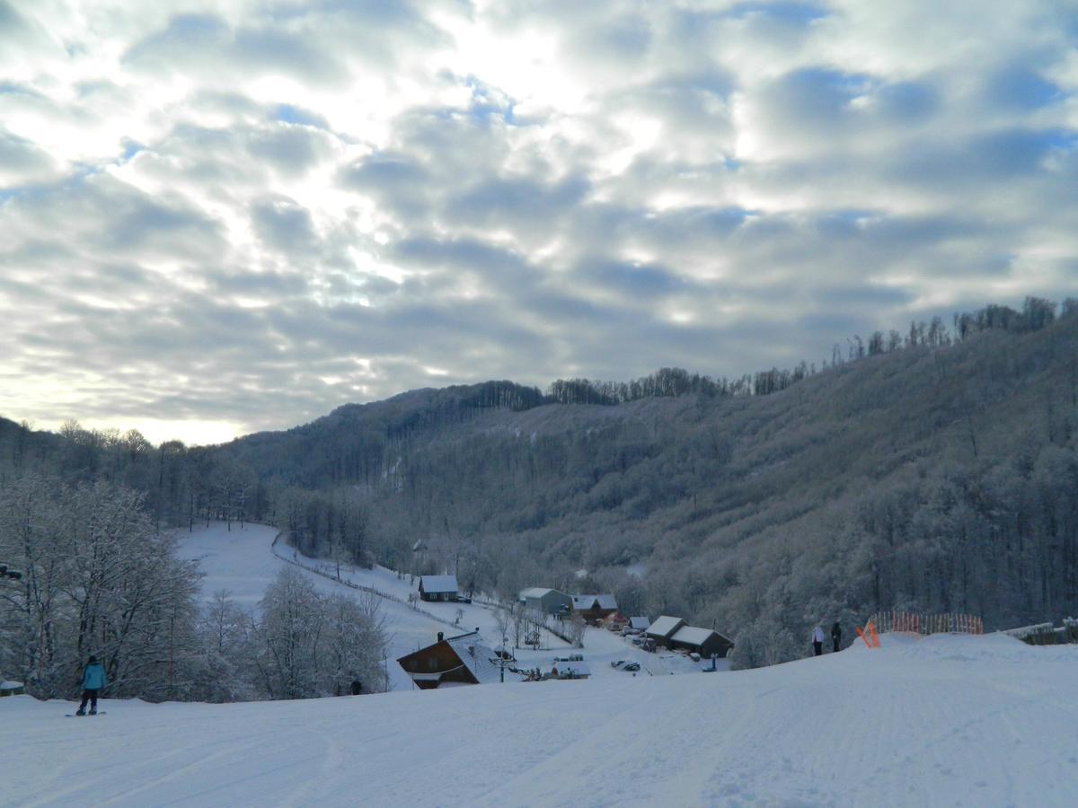 Ski Complex Velikiy Kalyny Exteriör bild